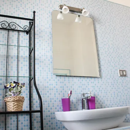 Via Quartini Apartment *