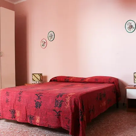 Via Quartini Apartment *
